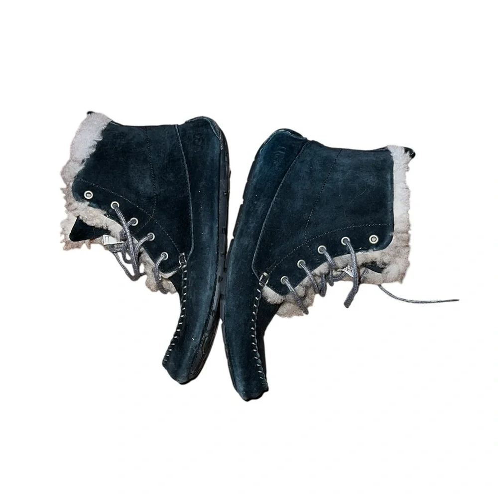UGG Black Moccasins with Cream Shearling Size 7